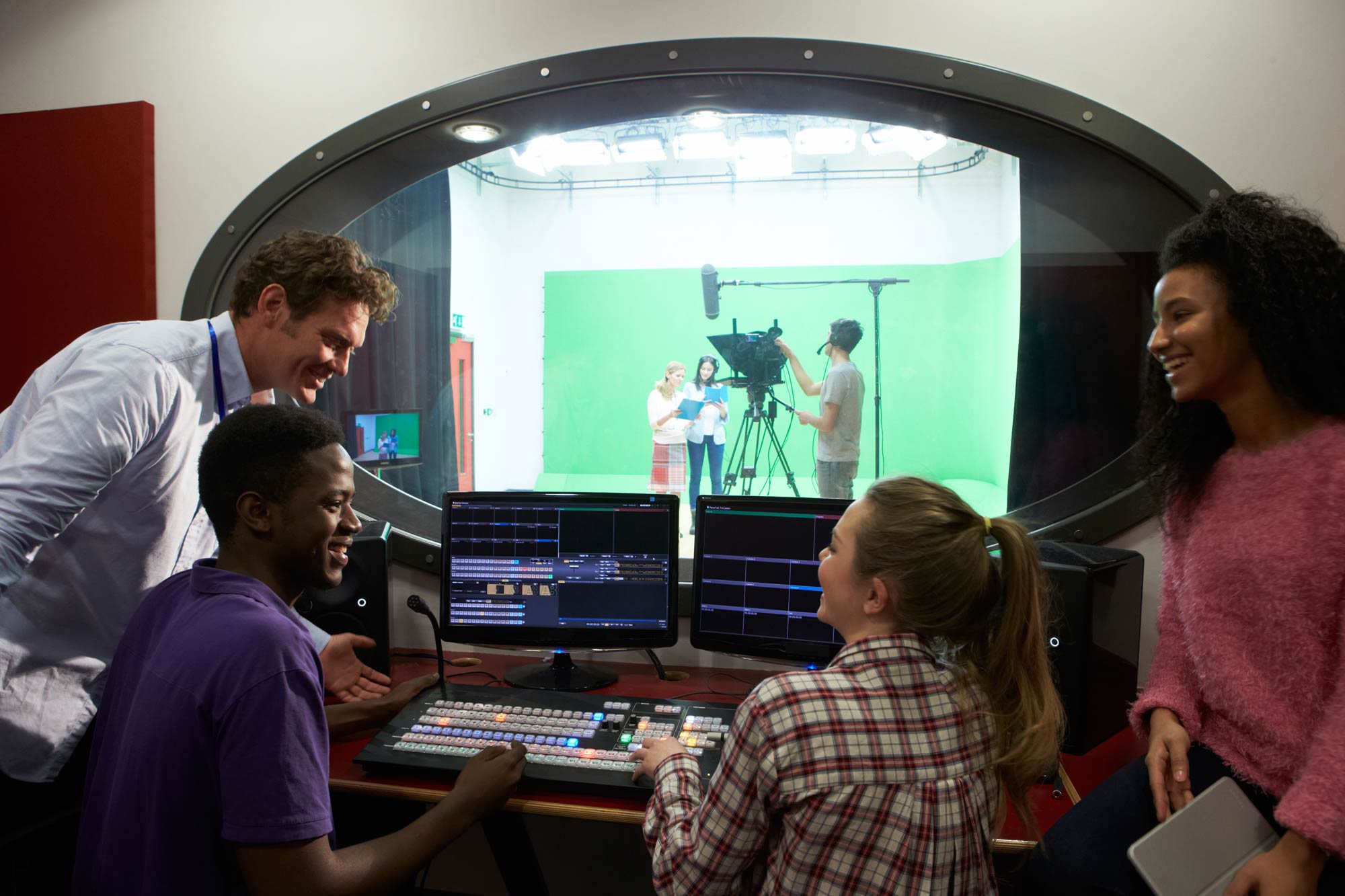 ATTO TECHNOLOGY THUNDERLINK DEVICES ARE NOW CERTIFIED WITH AVID'S SHARED STORAGE